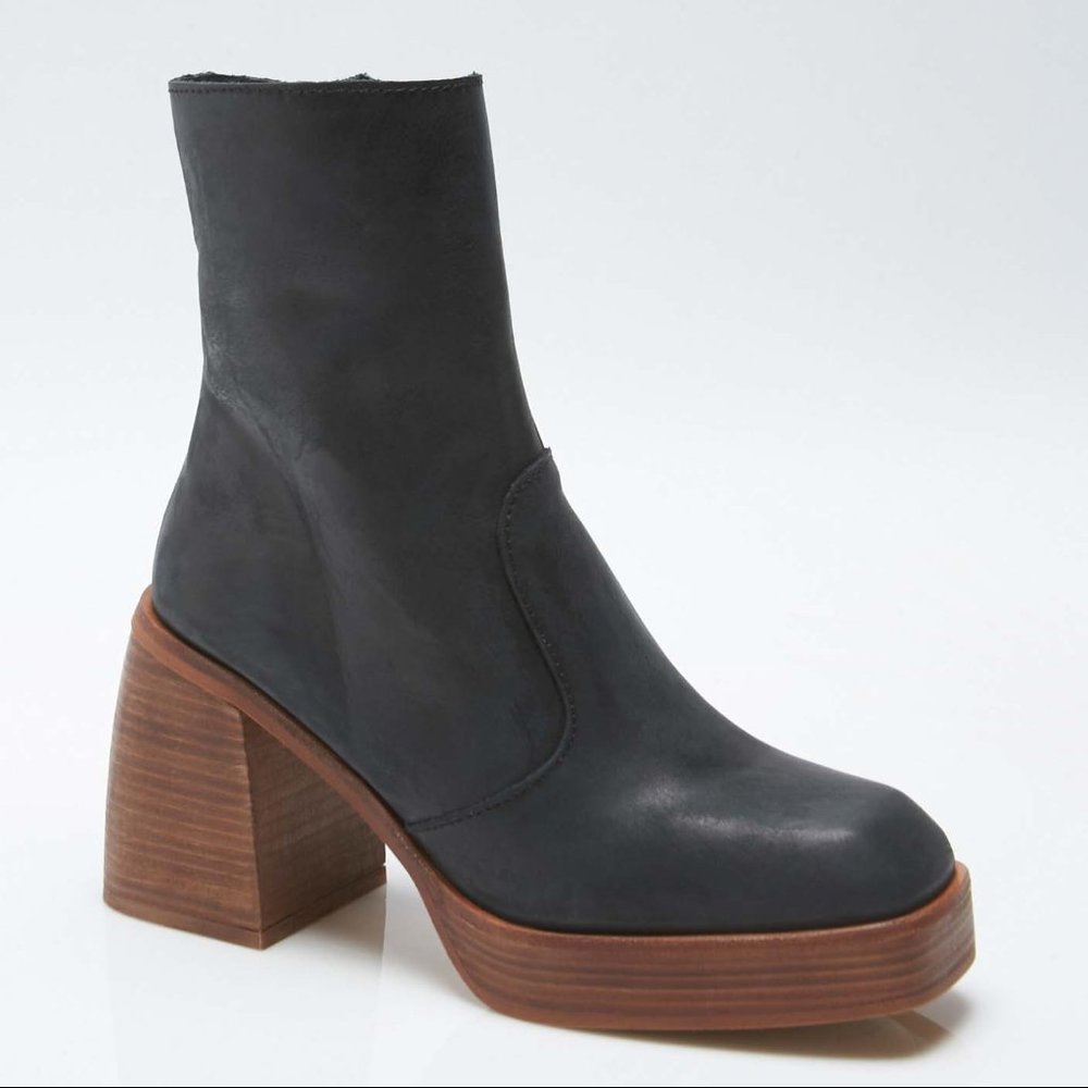 Free People Ruby Platform Ankle Boots / Black